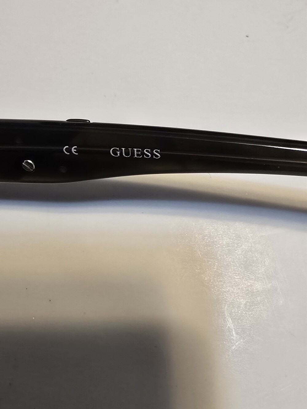GUESS Optical Rectangular Frames UNISEX - Picture 4 of 7